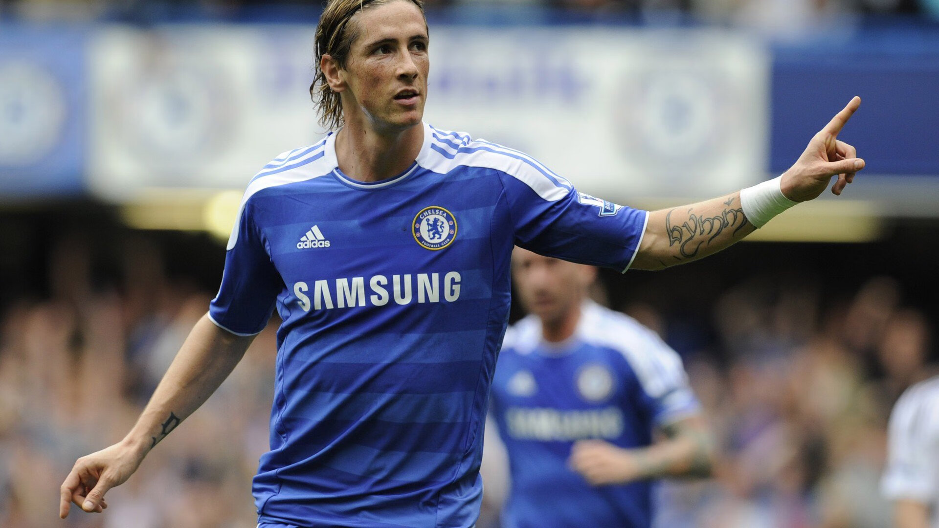 NBA总决赛激战正酣 勇士队逆转取胜夺赛点